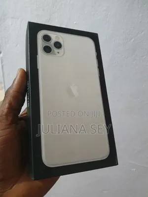 New Apple iPhone 11 Pro Max 256 GB White