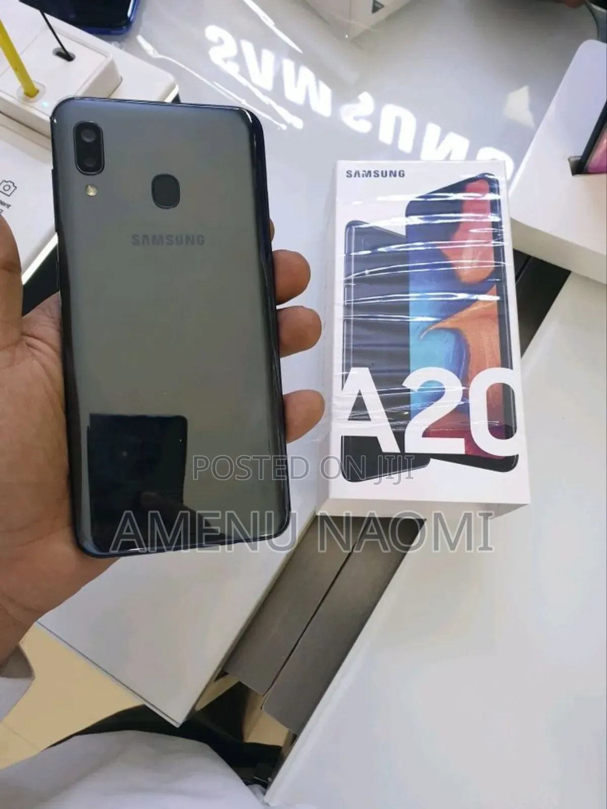 New Samsung Galaxy A20 64 GB Black