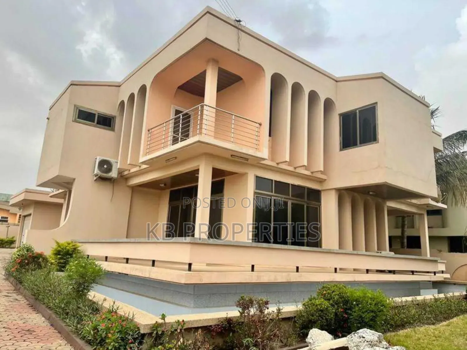 Furnished 5bdrm Duplex in Kb Properties, Spintex for rent