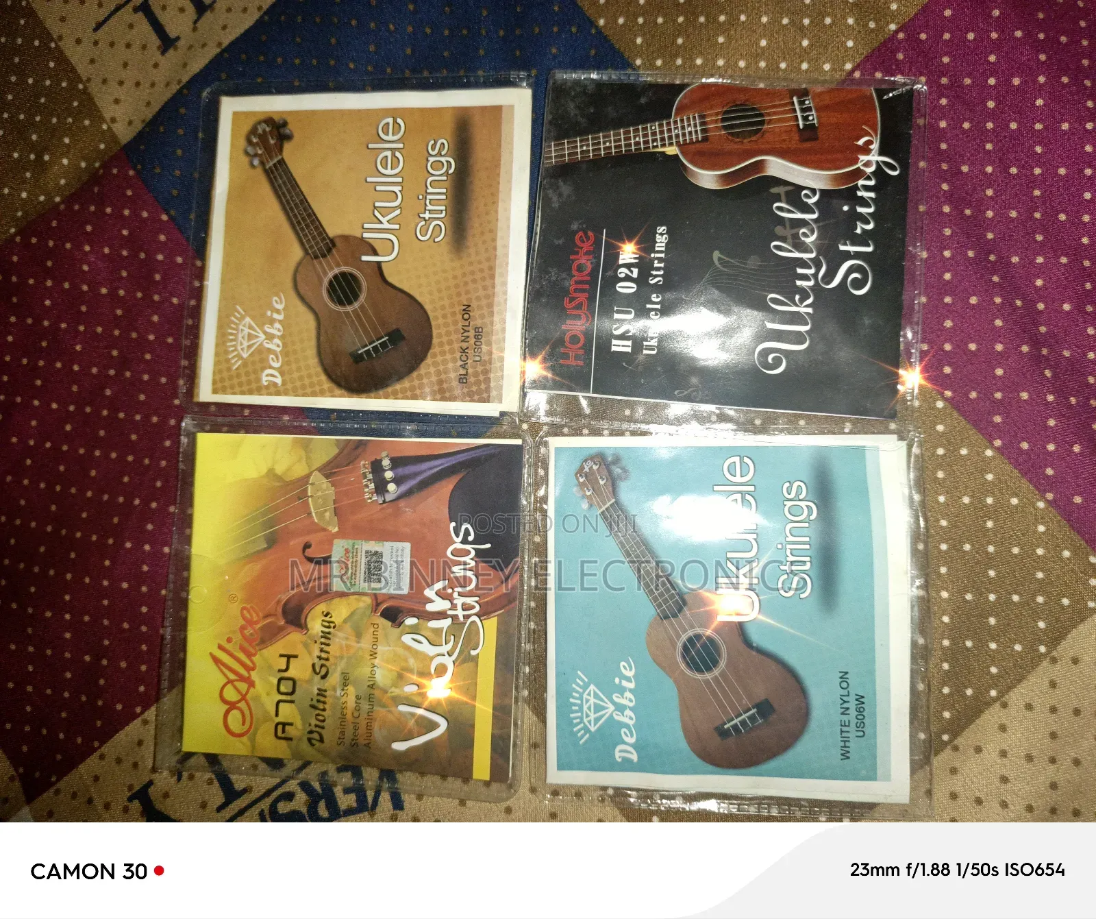 Acoustic Guitar Pin