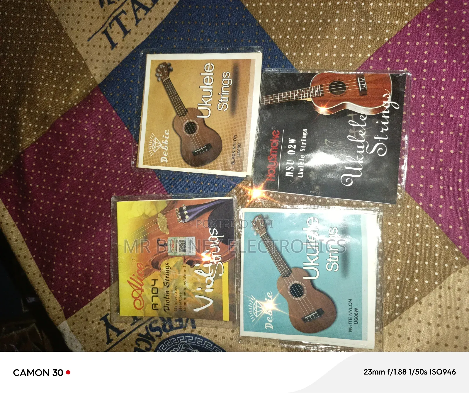 Acoustic Guitar Pin