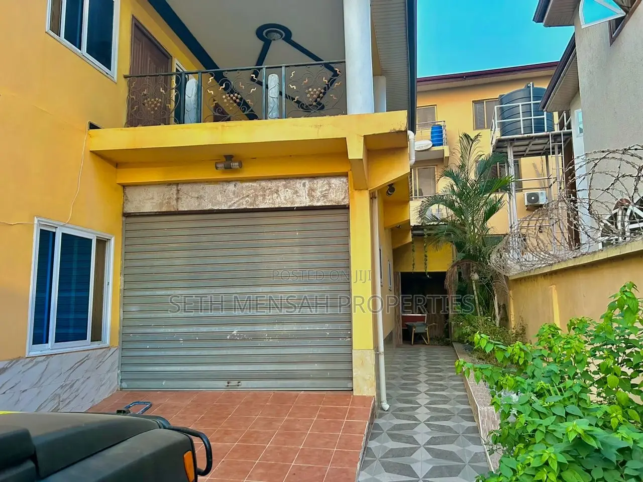 5bdrm House in Skm Property, Dansoman for sale