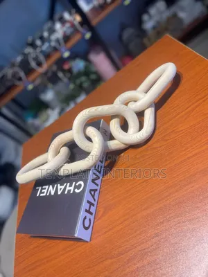 Wooden Chain Link Decor Beige