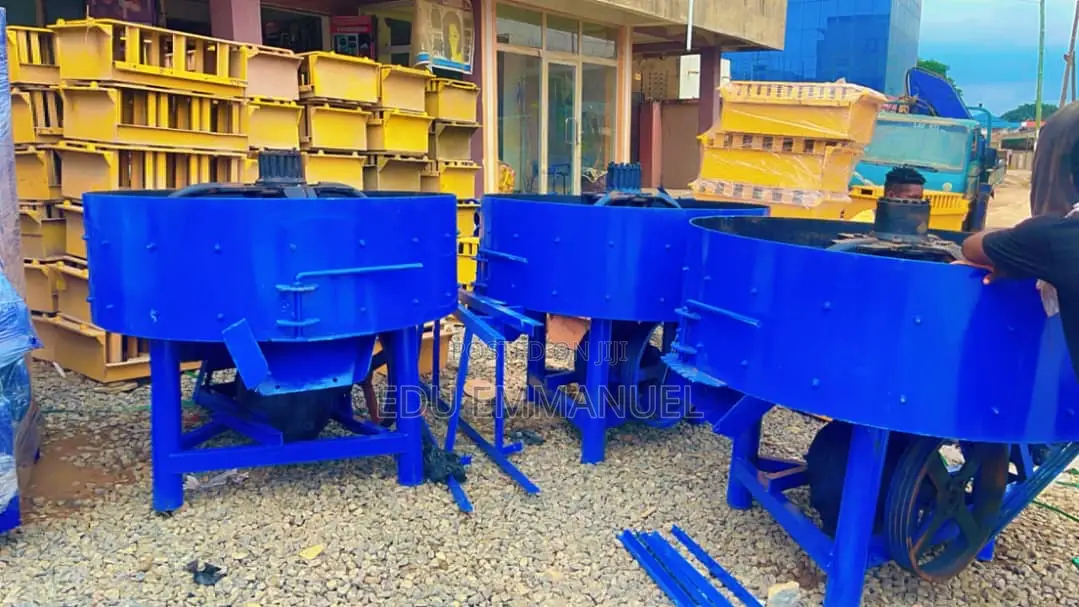 Concrete Block Mixer