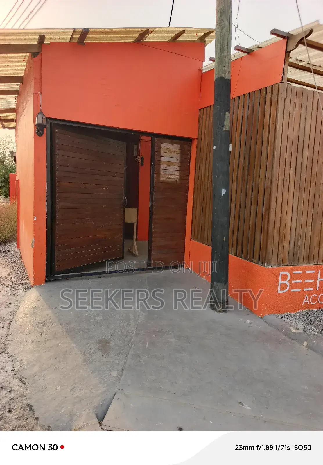 Restaurant at Osu for Lease