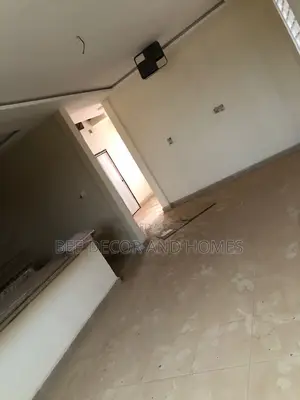 3bdrm Townhouse/Terrace in Bee Decor & Homes, Oyarifa for sale