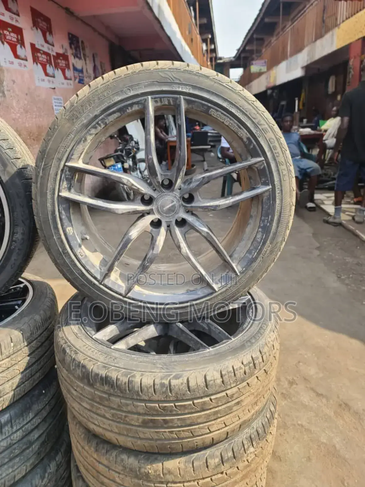 Jaguar Tyre and Rims and All Cars Types Rim 19