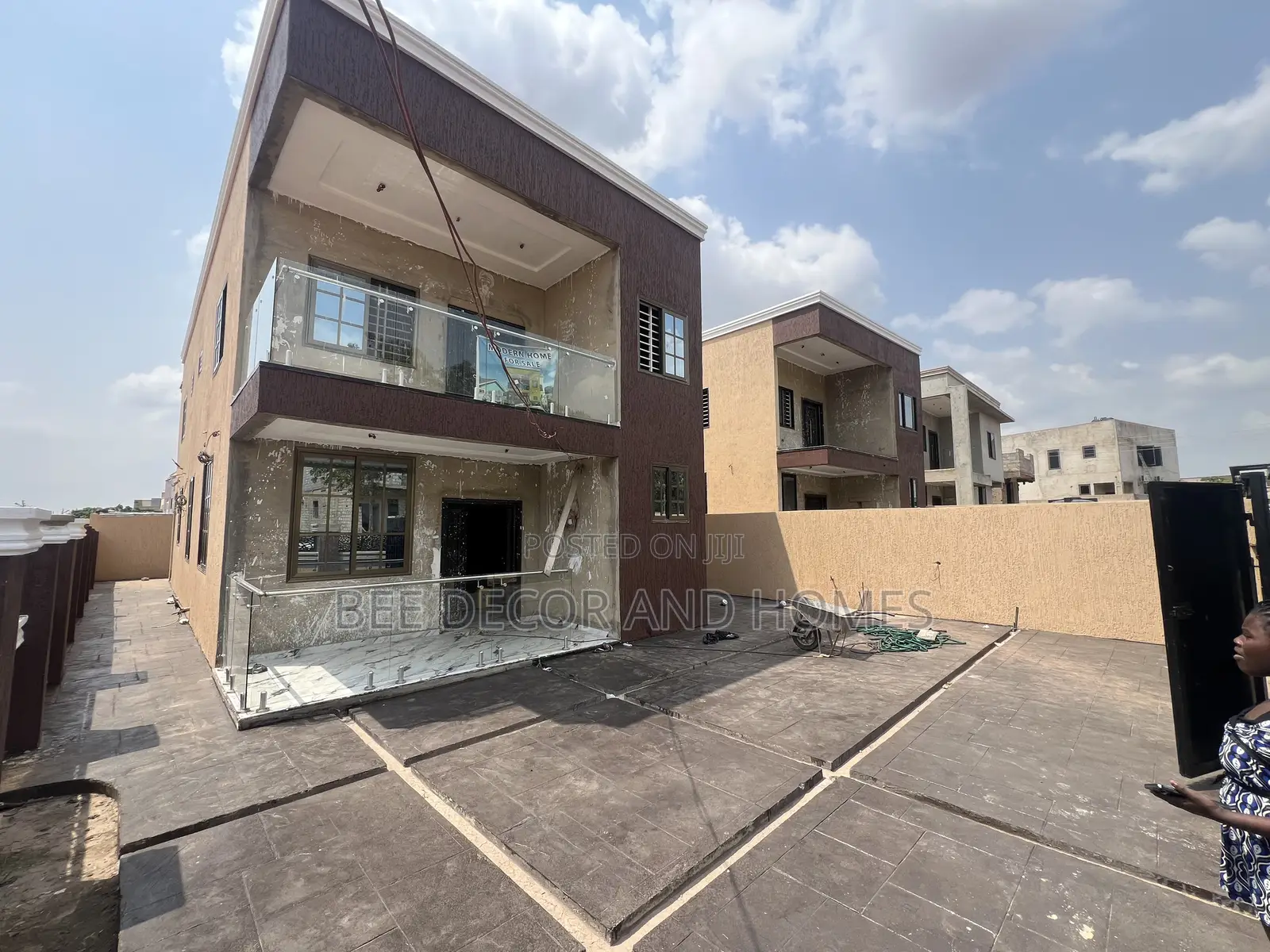 4bdrm House in Bee Decor & Homes, Adenta for sale