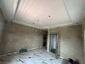 4bdrm House in Bee Decor & Homes, Adenta for sale