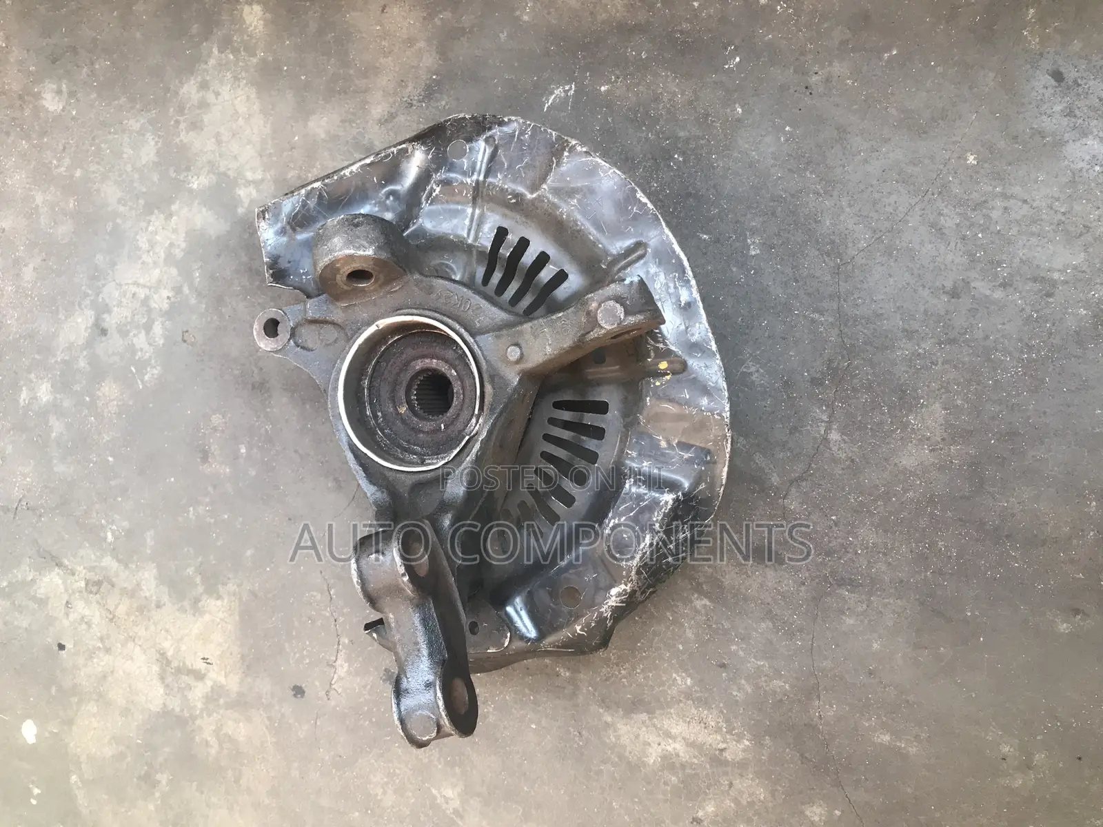 Toyota Highlander / Venza Front Hub