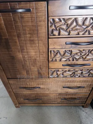 Antique Chest of Drawers (Nior)