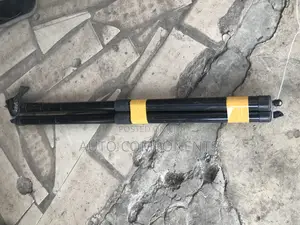 Honda Cr-v 2018 Boot Shocks