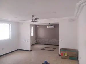 5bdrm Mansion in Oyarifa for sale