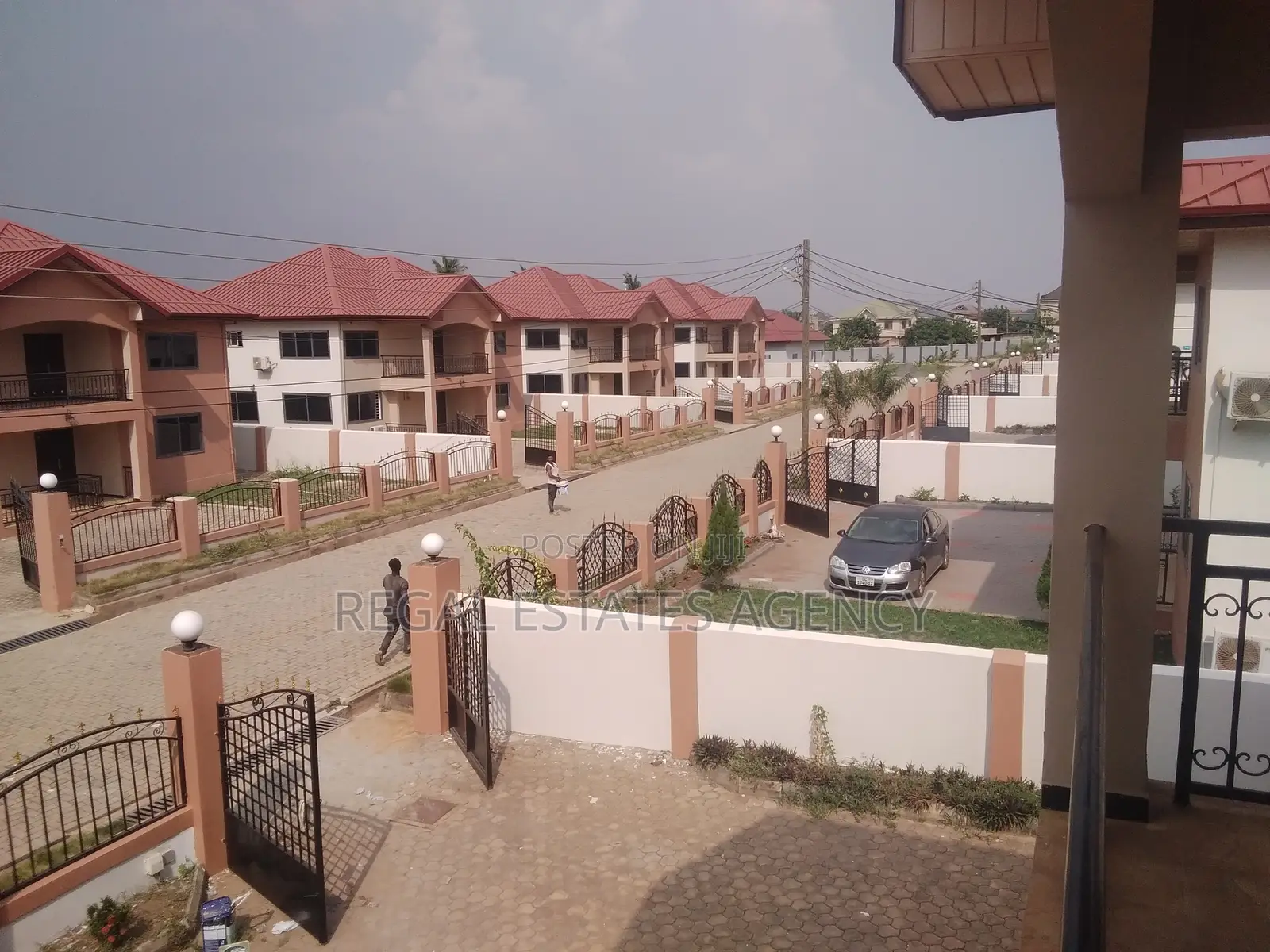 5bdrm Mansion in Oyarifa for sale