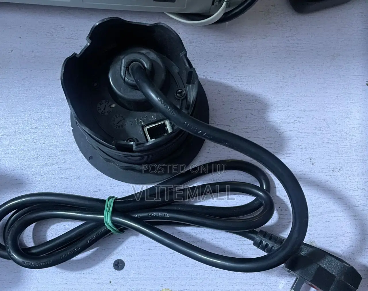 Cabinet Socket