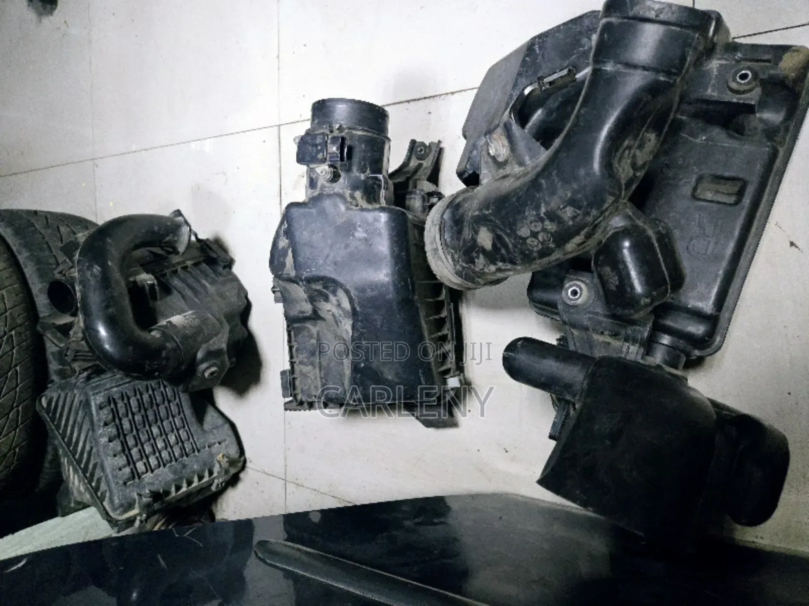 Air Cleaner Filter Box Complete for Cars
