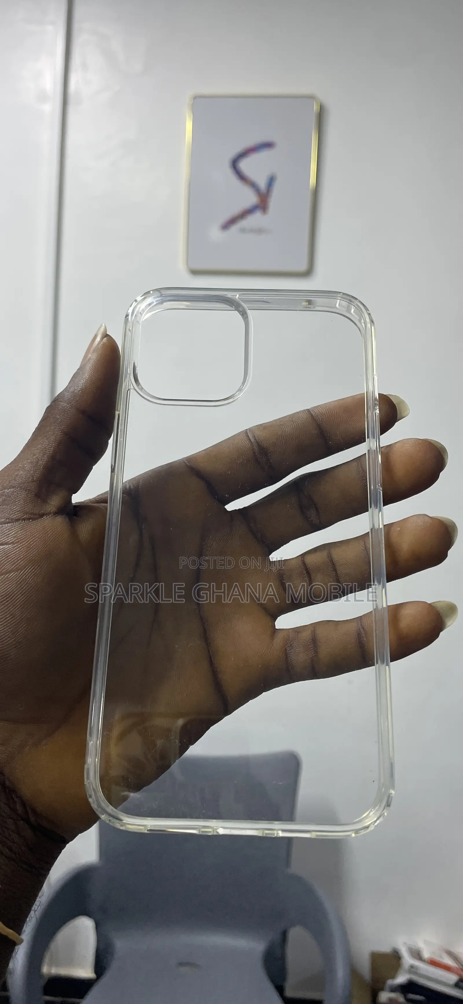 13 Pro Max Transparent Protective Cover