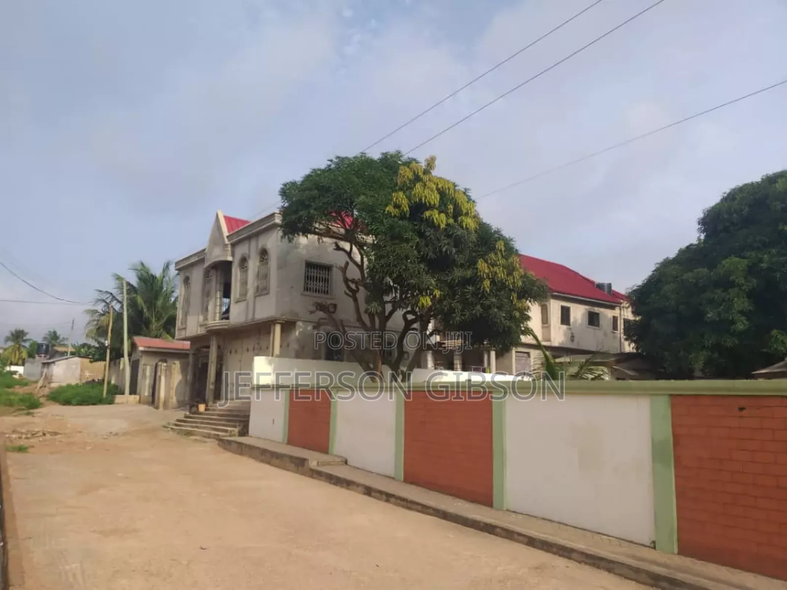 8bdrm Apartment in Ike Evergreen Homes, Accra Metropolitan for sale