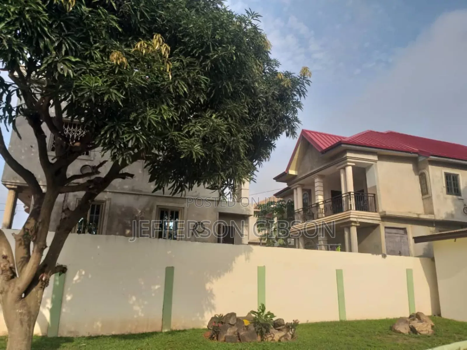 8bdrm Apartment in Ike Evergreen Homes, Accra Metropolitan for sale