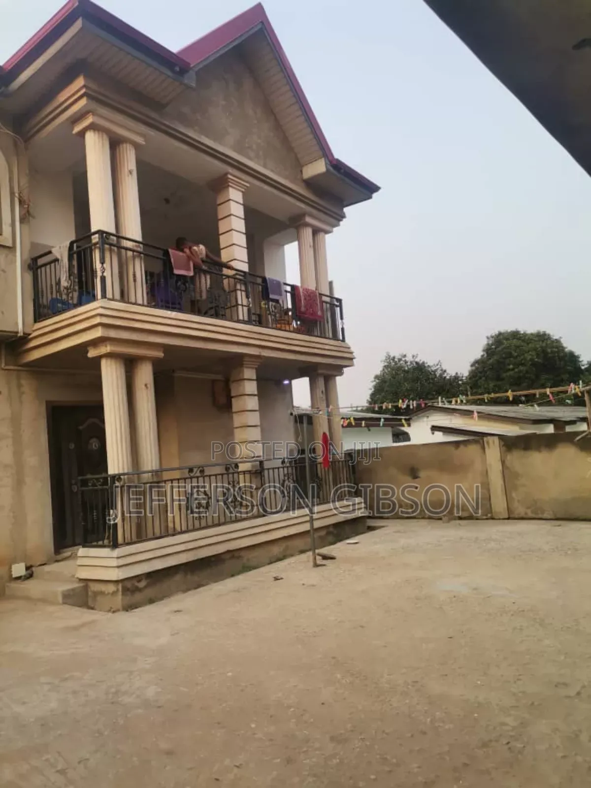 8bdrm Apartment in Ike Evergreen Homes, Accra Metropolitan for sale