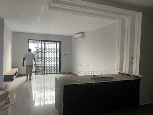 3bdrm Apartment in East Airport for sale