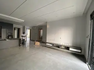 3bdrm Apartment in East Airport for sale