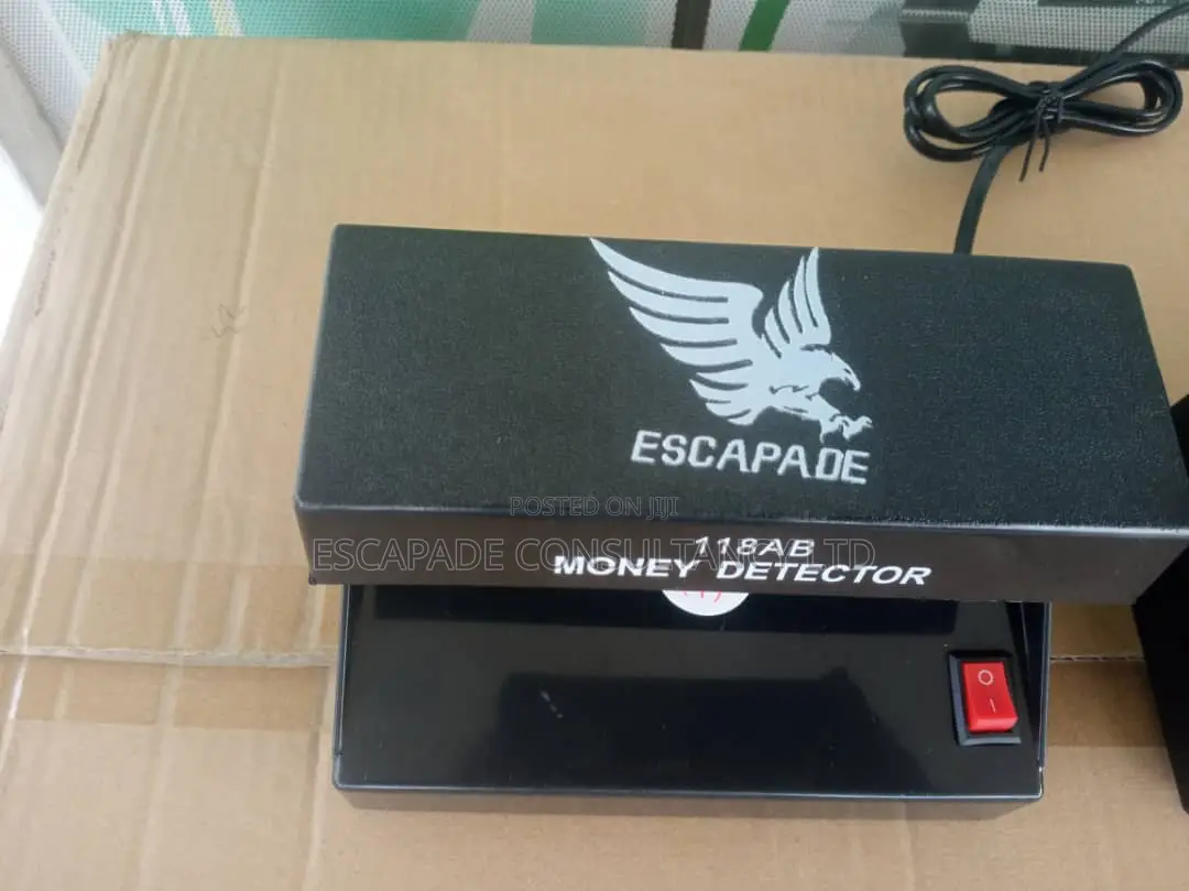 Counterfeit Detector Bill Cash (ESCAPADE) 118A