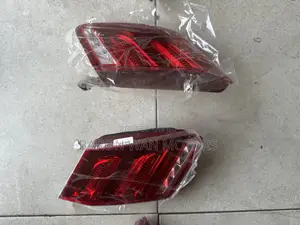 W212 E350 LED Tail Lamp Available
