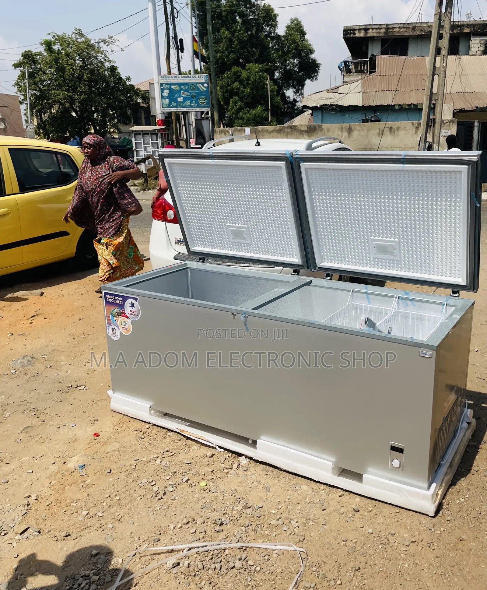Durable Nasco Nas 1200FL -DD 2 Door Electric Chest Freezer.