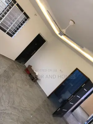 3bdrm Apartment in Bee Decor & Homes, Oyarifa for rent