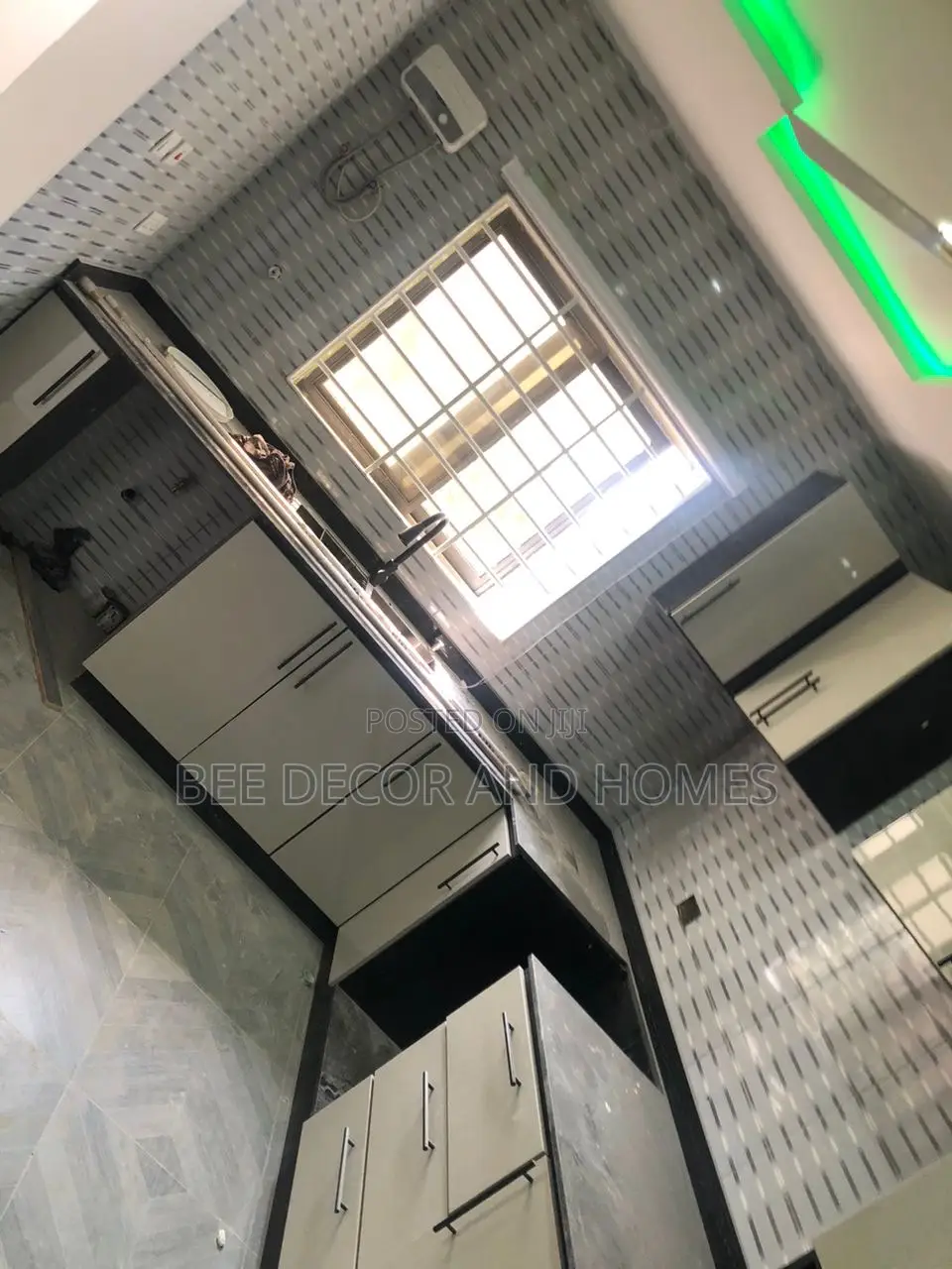 3bdrm Apartment in Bee Decor & Homes, Oyarifa for rent