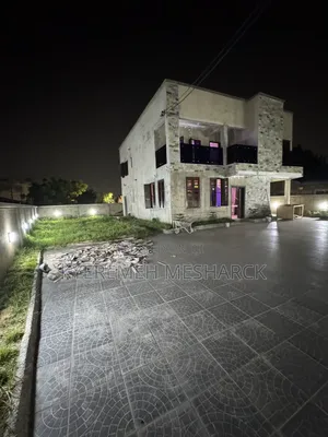 4bdrm Mansion in Ashongman, North Legon for sale