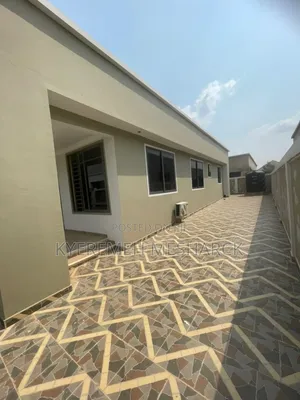 3bdrm House in Oyarifa Teiman for sale