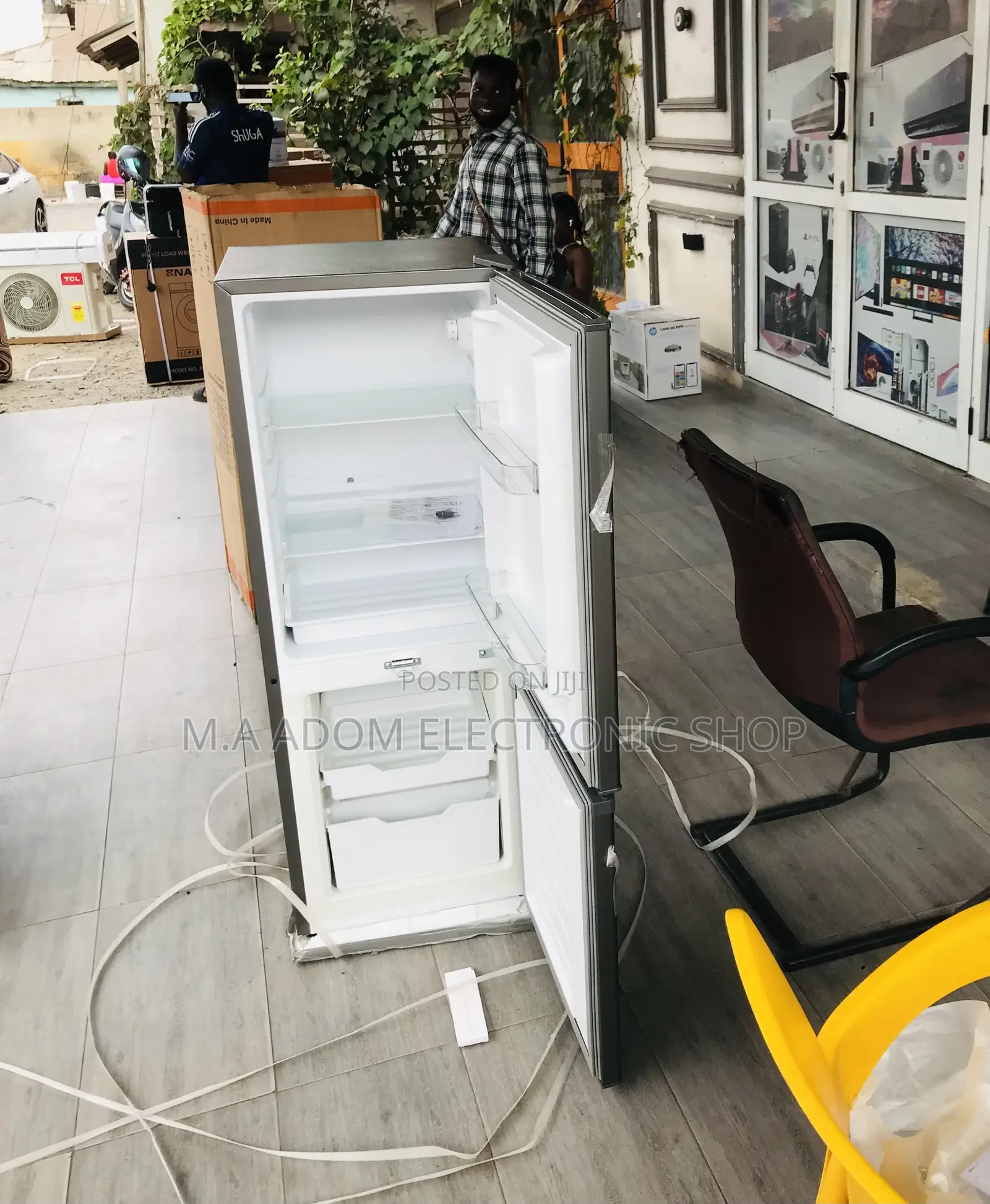 Fast Chilling Galaxy 200tm Double Door Refrigerator.