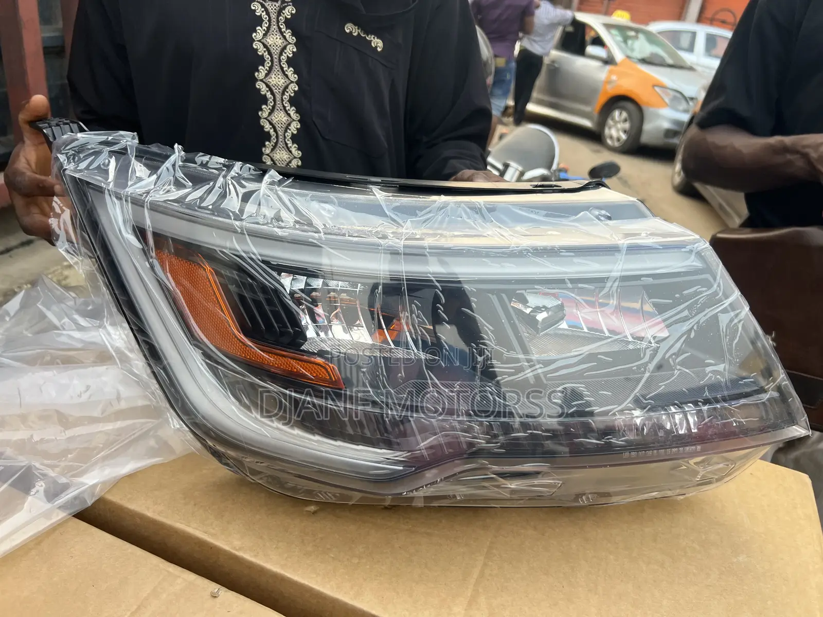 Ford Explorer 2016-19 Headlight Pair