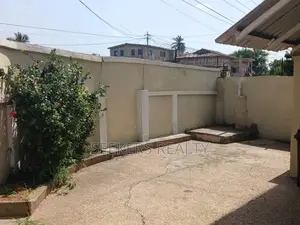 Furnished 3bdrm House in Seekers Realty, Osu for rent