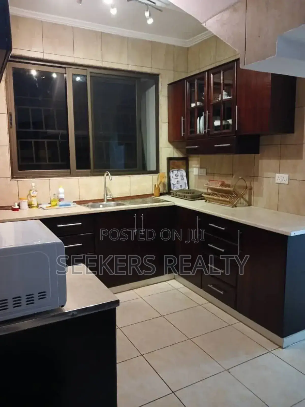 Furnished 3bdrm House in Seekers Realty, Osu for rent