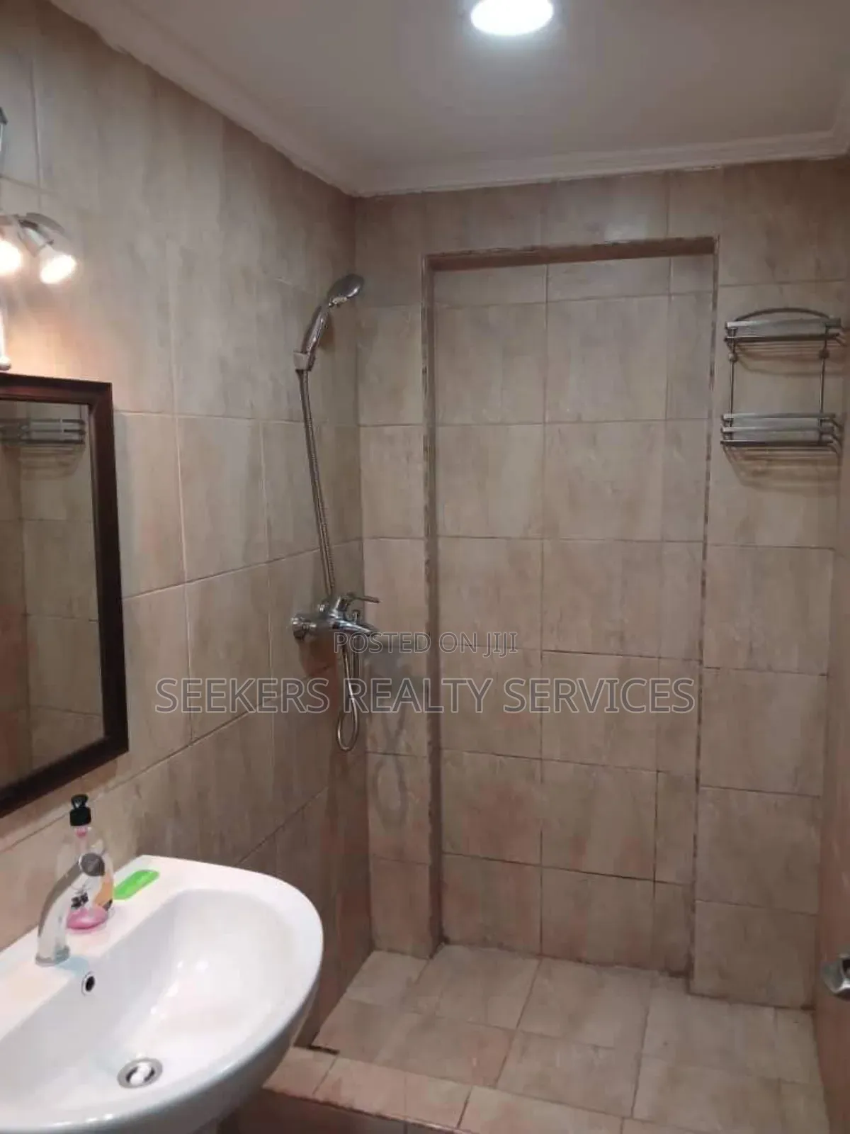 Furnished 3bdrm House in Seekers Realty, Osu for rent