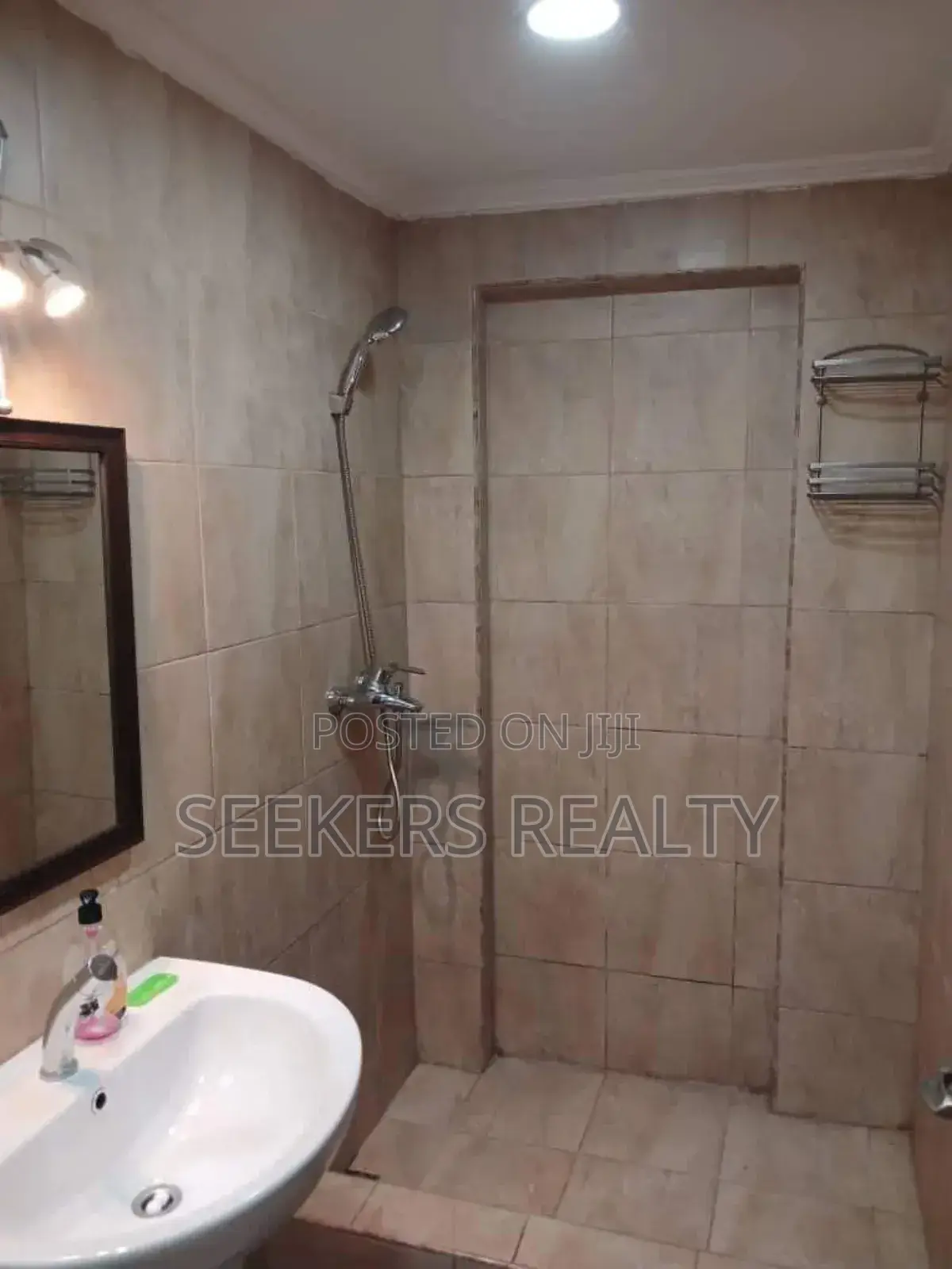 Furnished 3bdrm House in Seekers Realty, Osu for rent