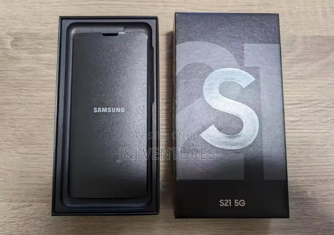 New Samsung Galaxy S21 5G 128 GB Silver