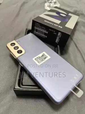 New Samsung Galaxy S21 5G 128 GB Silver