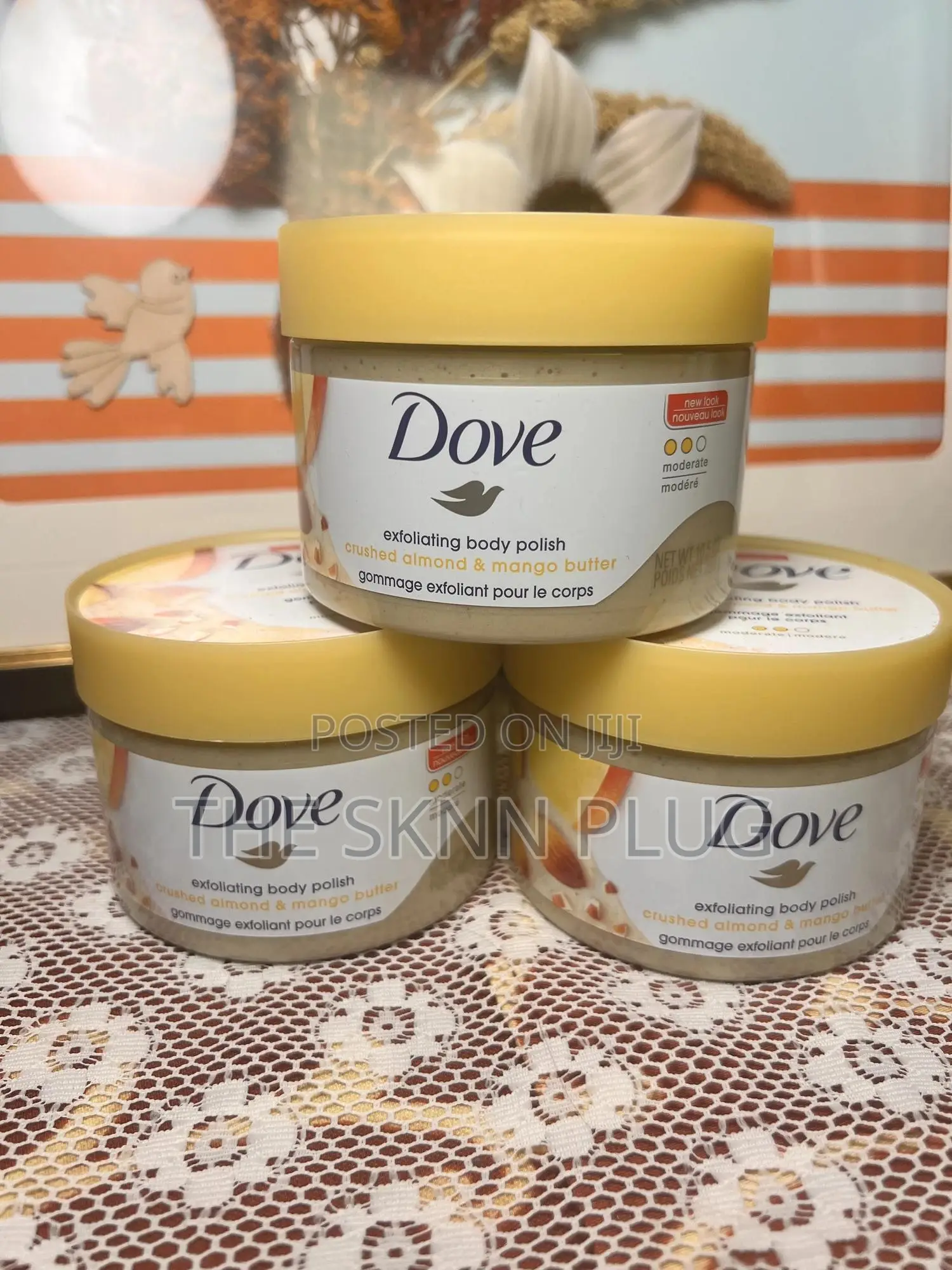 Dove Crushed Almond and Mango Butter Body Scrub
