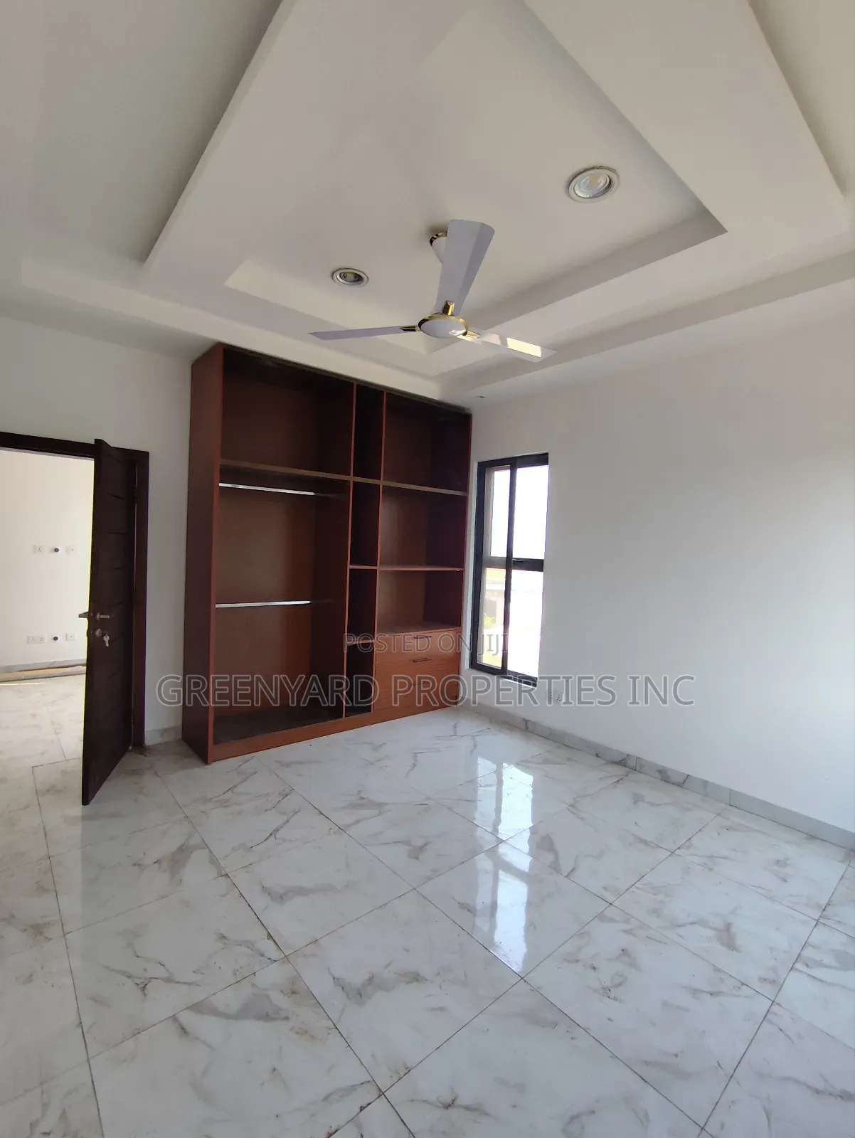 3bdrm Duplex in School Junction, Ashaley Botwe for sale