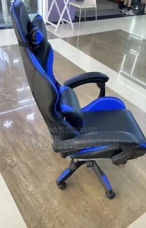 Gaming Chair With Leg Rest