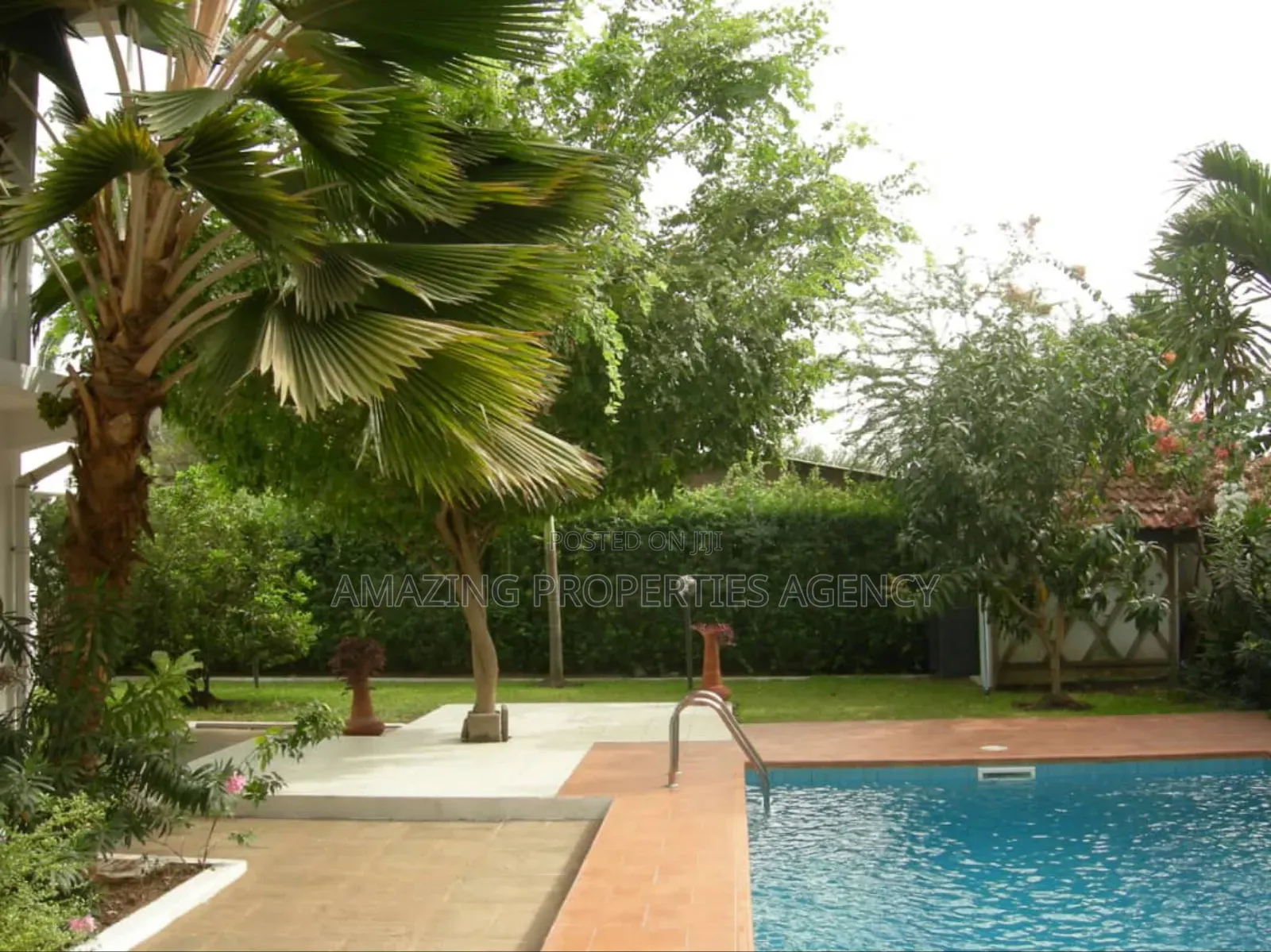 4bdrm House in Dzorwulu for rent