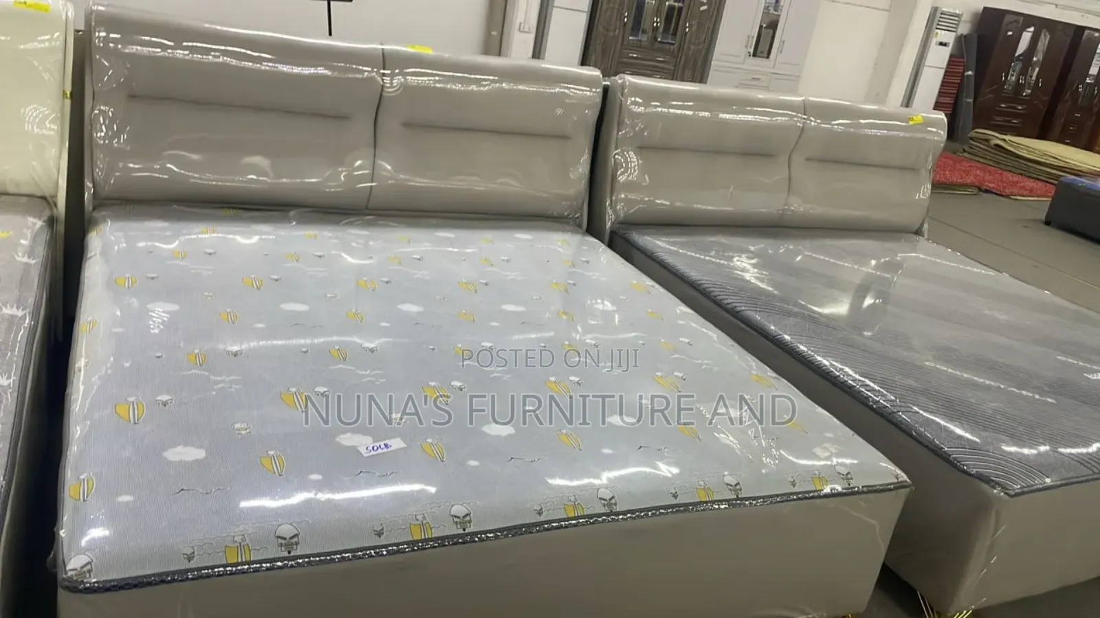 High Quality Built in Queen Size Bed