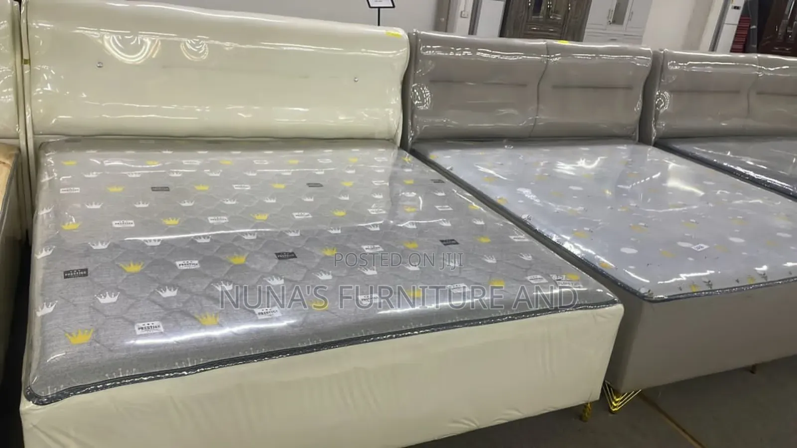 High Quality Built in Queen Size Bed