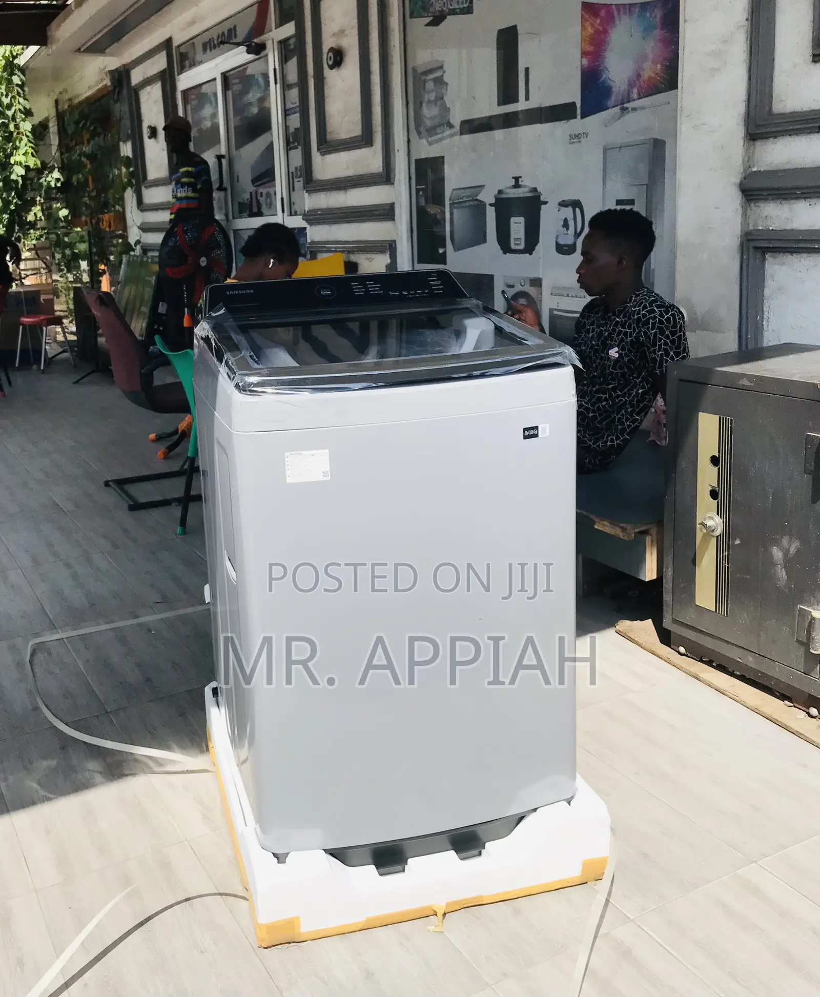 Efficient Samsung 13kg Top Load Fully Auto Washing Machine