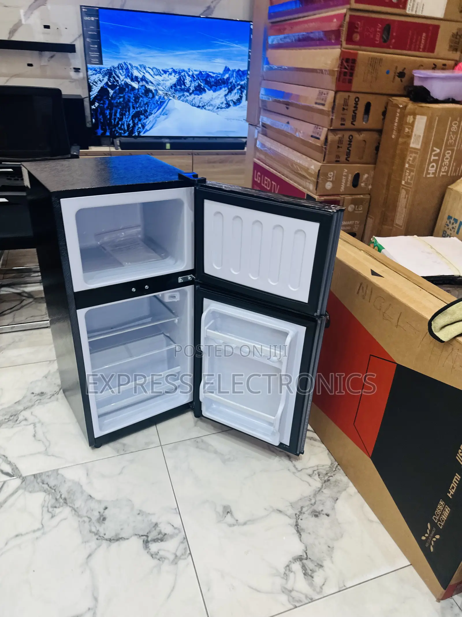 Modern Chill Double Door Table Top Pearl 