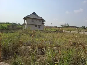 One Plot of Land for Sale in Sokoban Ampabame